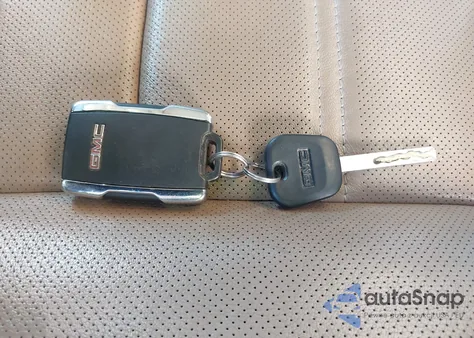 2017 GMC Sierra 1500 Denali z USA, uszkodzony, nr VIN 3GTU2PEJ8HG303511